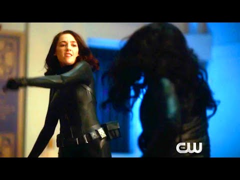 Sue Dearbon vs. Ultraviolet [The Flash – S6E12 – "A Girl Named Sue"]