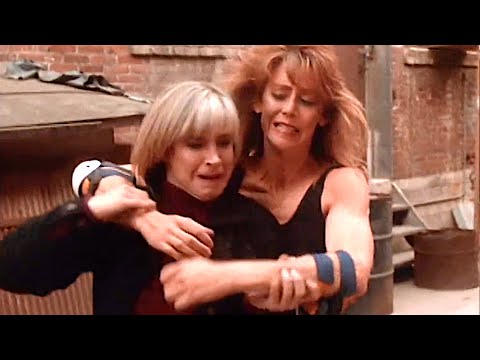 Kris Fairfield vs. Female Thugs [Rage and Honor]