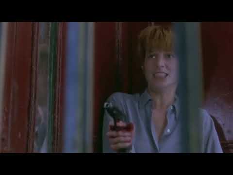 WJES62 CATFIGHT 107  Shake That   10:15am (EMINEM)