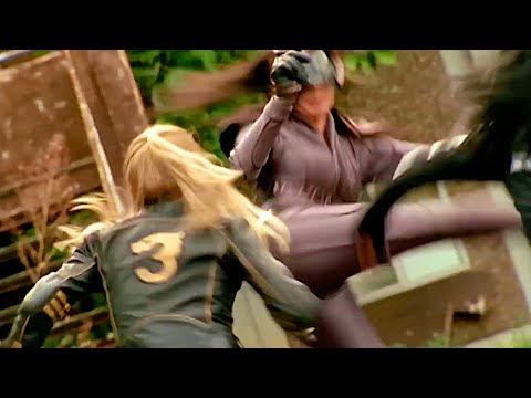 Summer Landsdown & Gemma vs. Tenaya 7 [Power Rangers R.P.M. – S1E22 – “The Dome Dolls”]