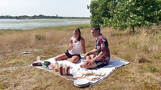 A British Posh Picnic